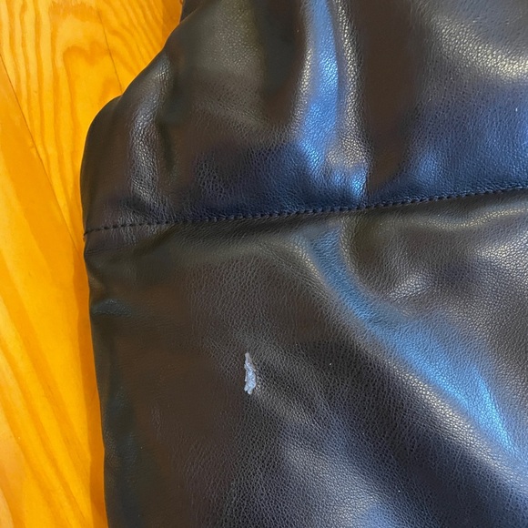 Abercrombie & Fitch Black Vegan Leather Jacket - Picture 4 of 4